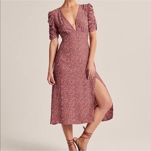 Abercrombie and Fitch cinched sleeve midi dress